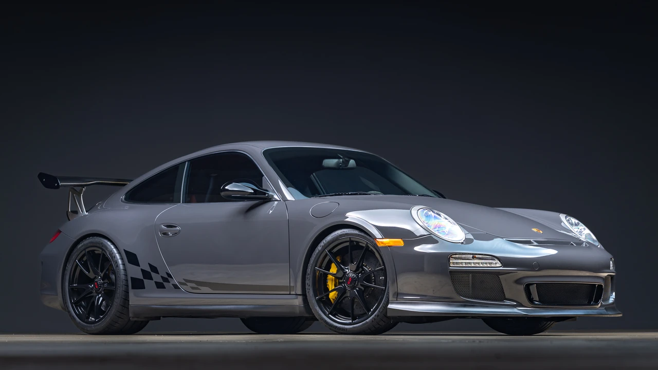 2010 Porsche 997 GT3 RS - Image 14 of 31