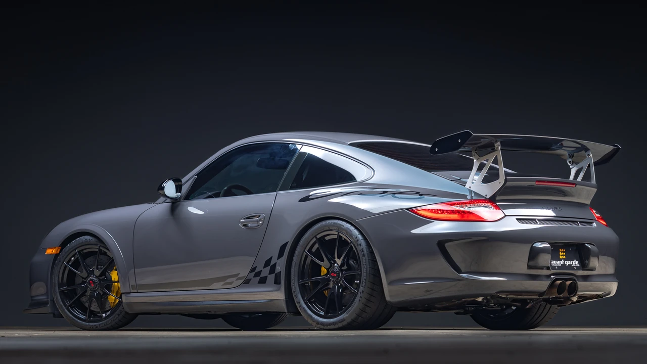 2010 Porsche 997 GT3 RS - Image 20 of 31