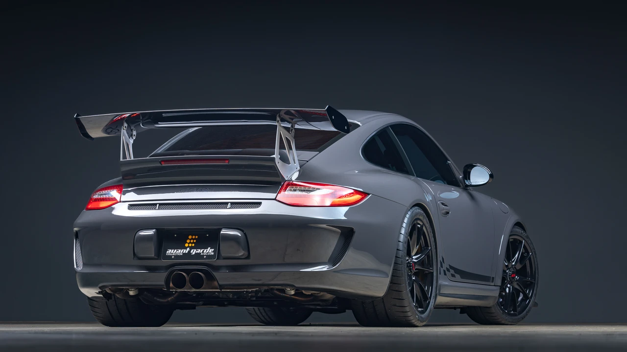 2010 Porsche 997 GT3 RS - Image 27 of 31