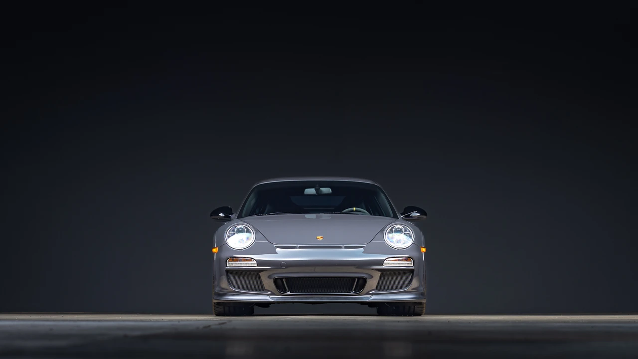 2010 Porsche 997 GT3 RS - Image 9 of 31