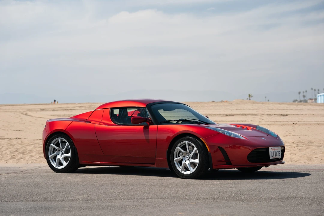 2010 Tesla Roadster - Image 17 of 31