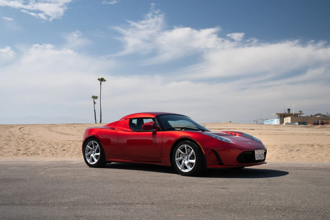2010 Tesla Roadster - Image 18 of 31