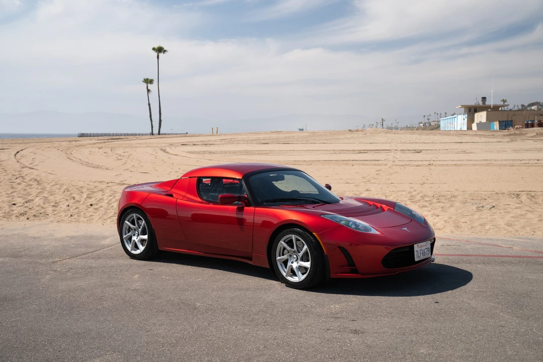 2010 Tesla Roadster - Image 16 of 31