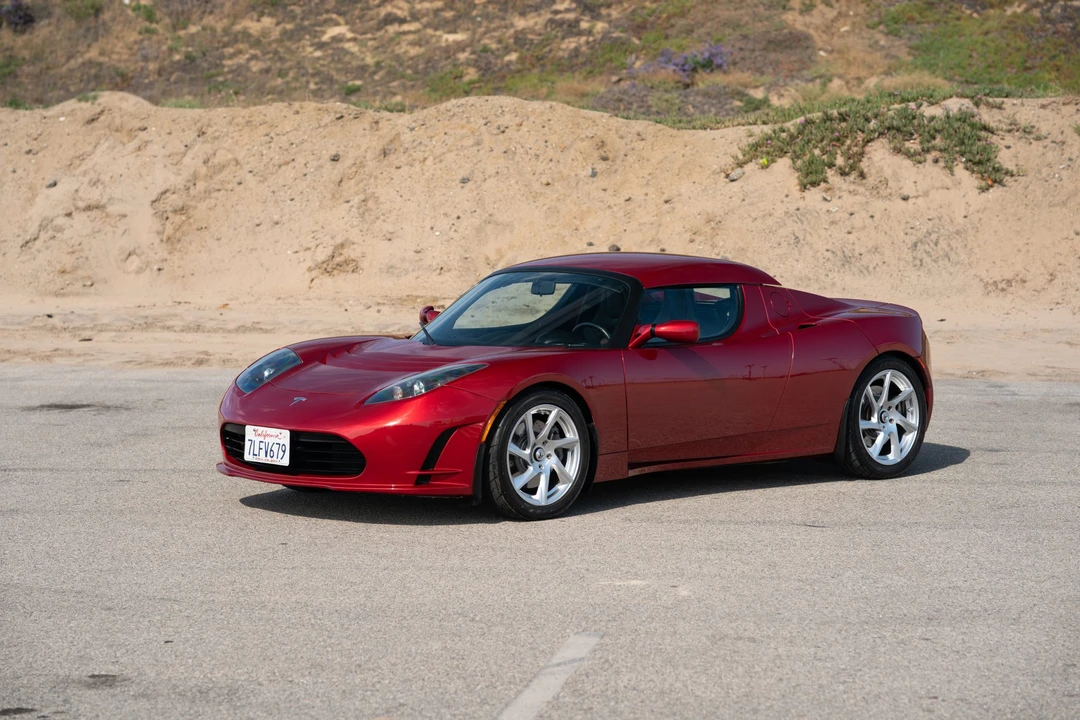 2010 Tesla Roadster - Image 3 of 31