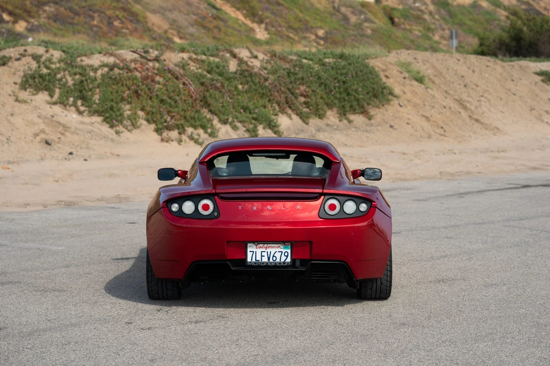 2010 Tesla Roadster - Image 11 of 31