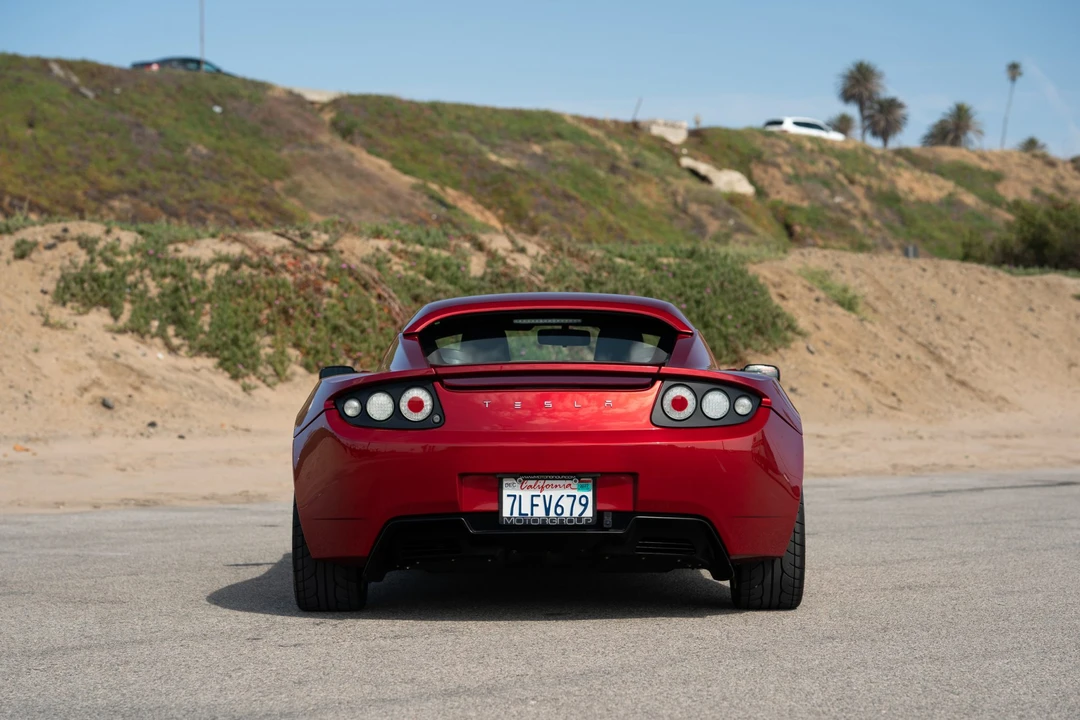 2010 Tesla Roadster - Image 12 of 31