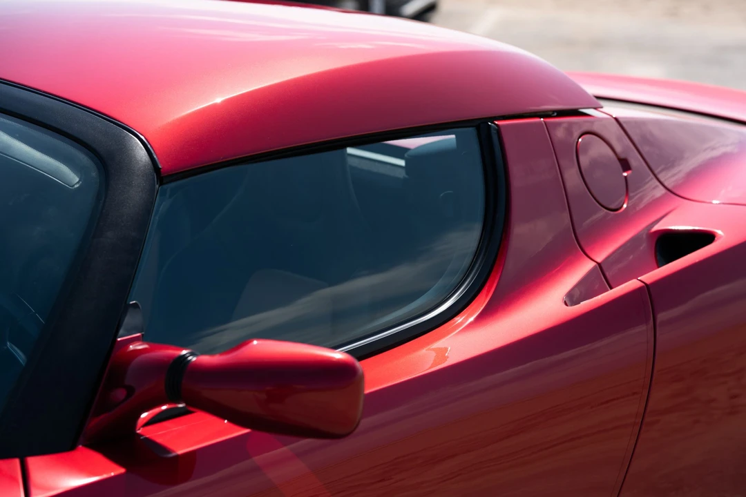 2010 Tesla Roadster - Image 28 of 31