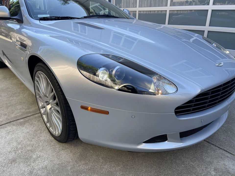 2011 Aston Martin DB9 - Image 19 of 31