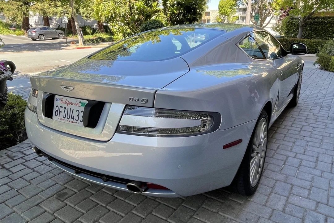 2011 Aston Martin DB9 - Image 6 of 31