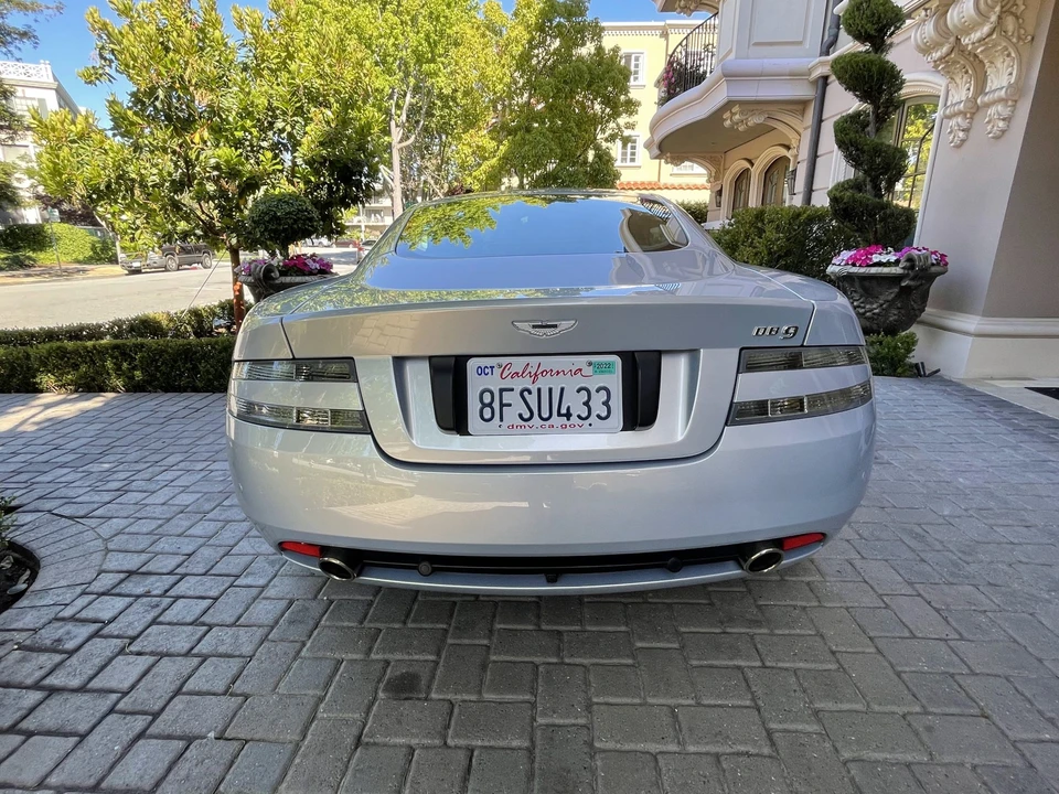 2011 Aston Martin DB9 - Image 5 of 31