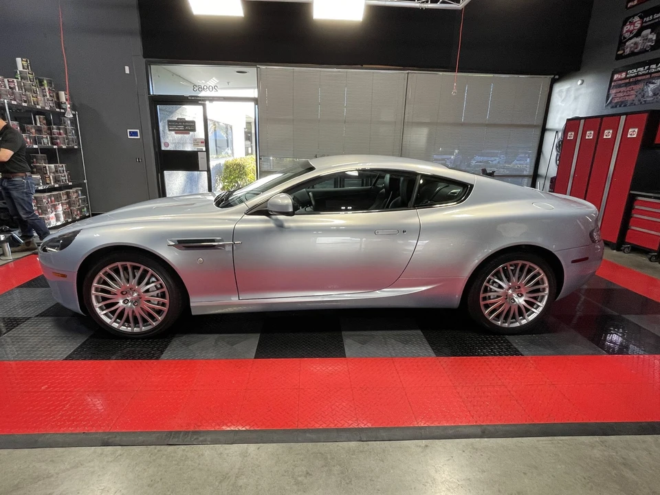 2011 Aston Martin DB9 - Image 13 of 31