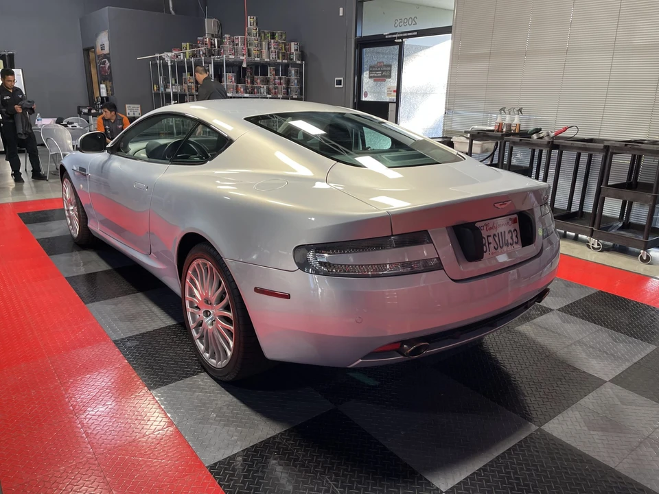 2011 Aston Martin DB9 - Image 14 of 31