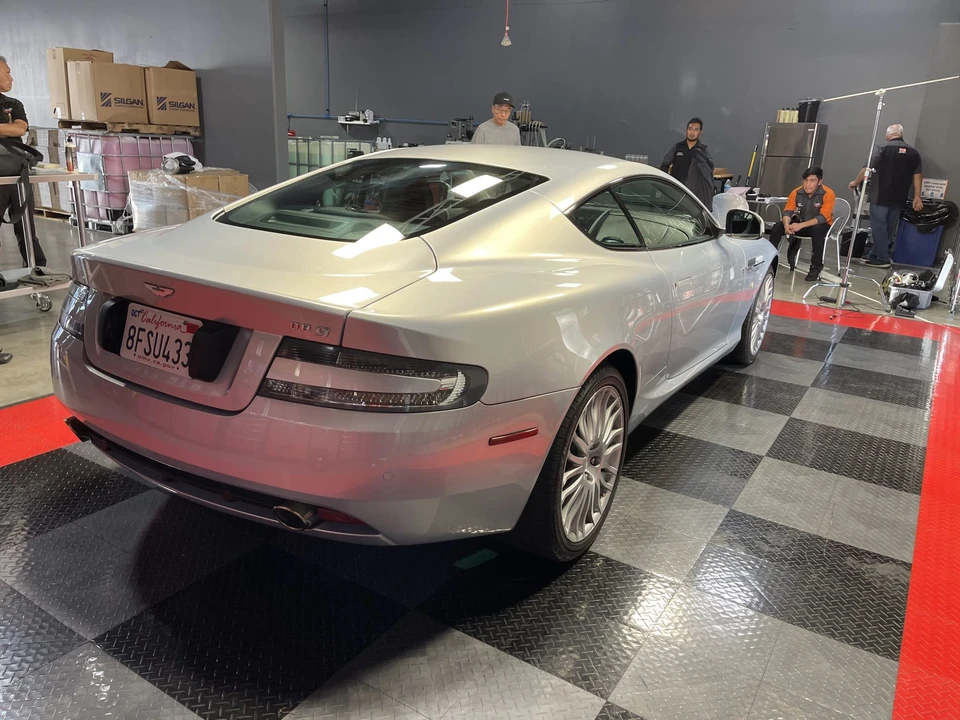 2011 Aston Martin DB9 - Image 15 of 31