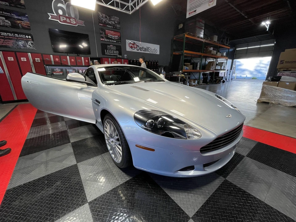 2011 Aston Martin DB9 - Image 18 of 31