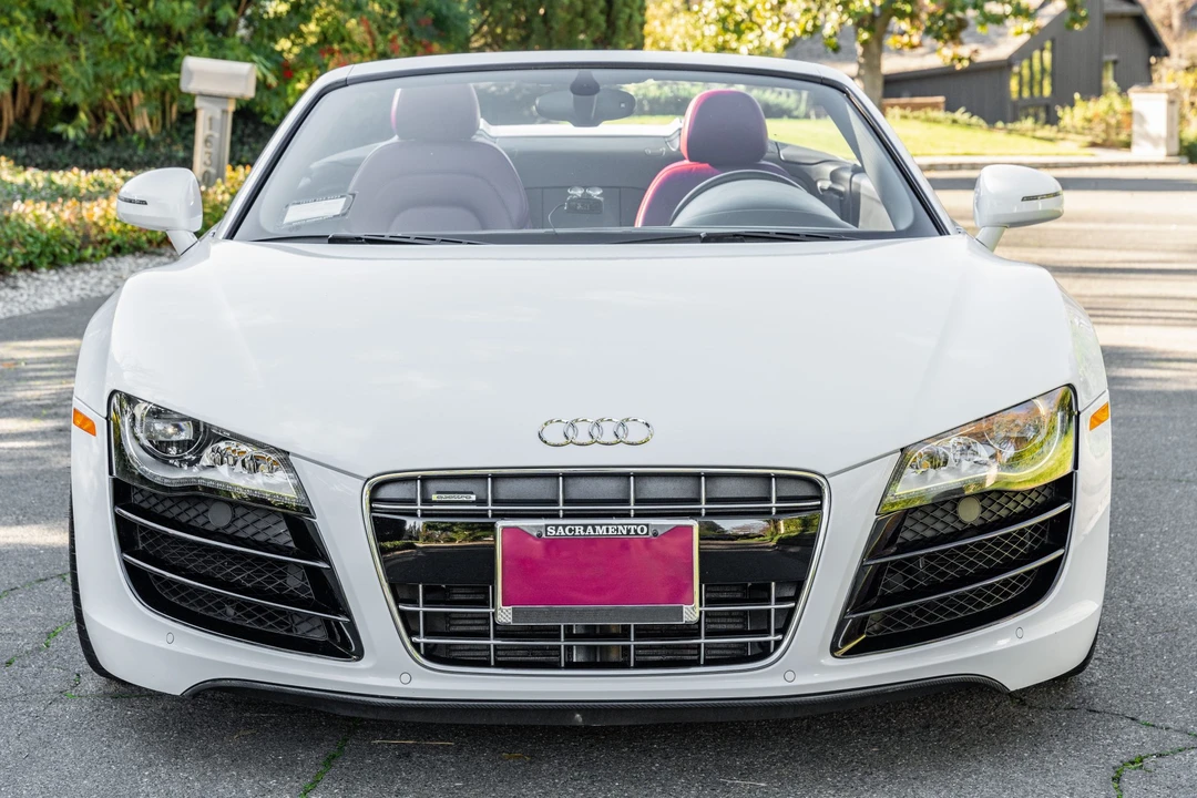 2011 Audi 42 R8 - Image 4 of 31