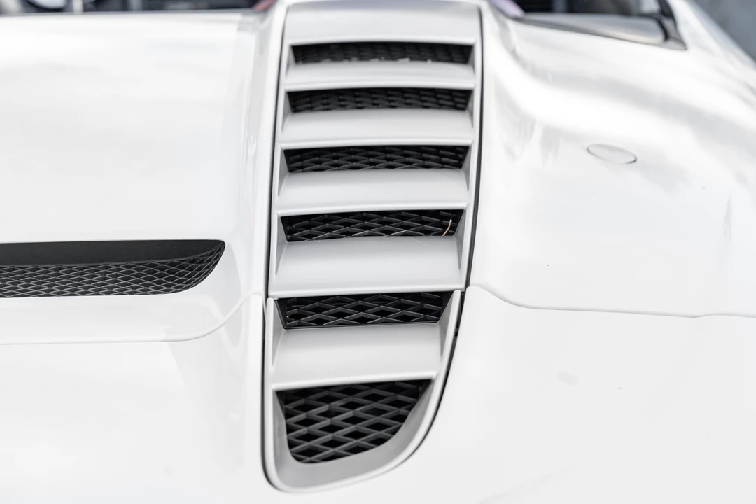 2011 Audi 42 R8 - Image 28 of 31