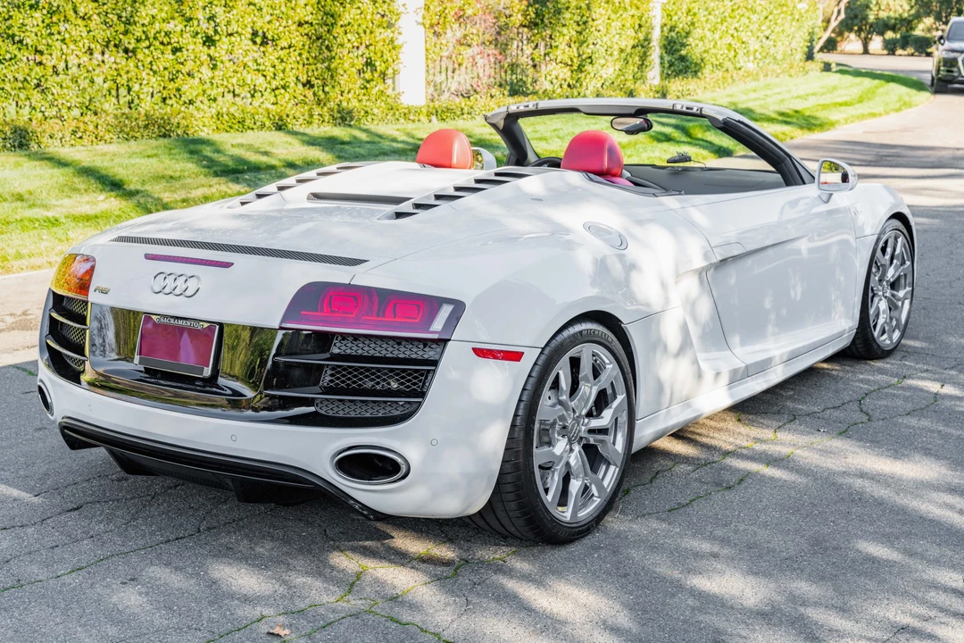 2011 Audi 42 R8 - Image 7 of 31