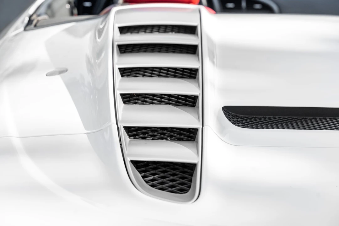 2011 Audi 42 R8 - Image 27 of 31