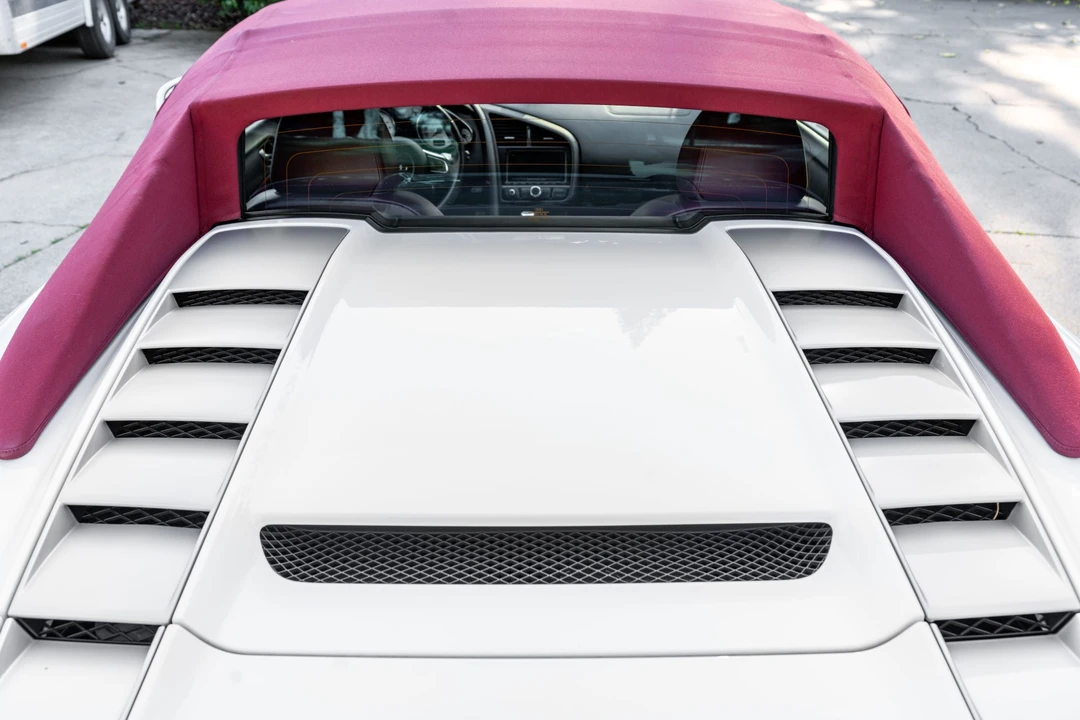 2011 Audi 42 R8 - Image 25 of 31
