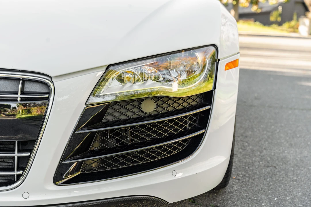 2011 Audi 42 R8 - Image 24 of 31