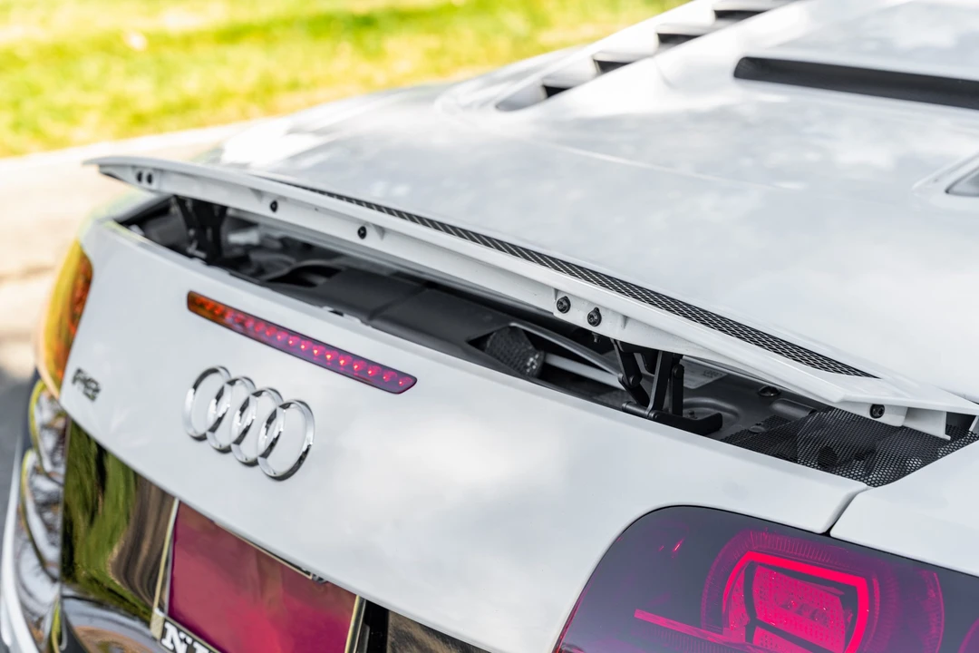 2011 Audi 42 R8 - Image 30 of 31