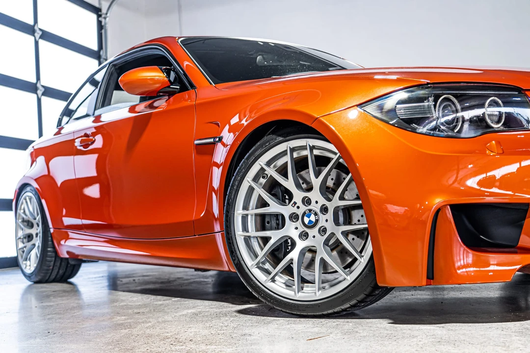 2011 BMW 1M - Image 17 of 31
