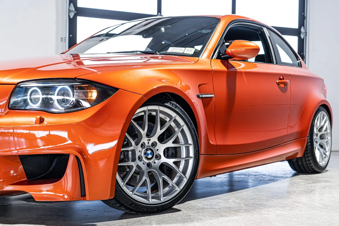 2011 BMW 1M - Image 23 of 31