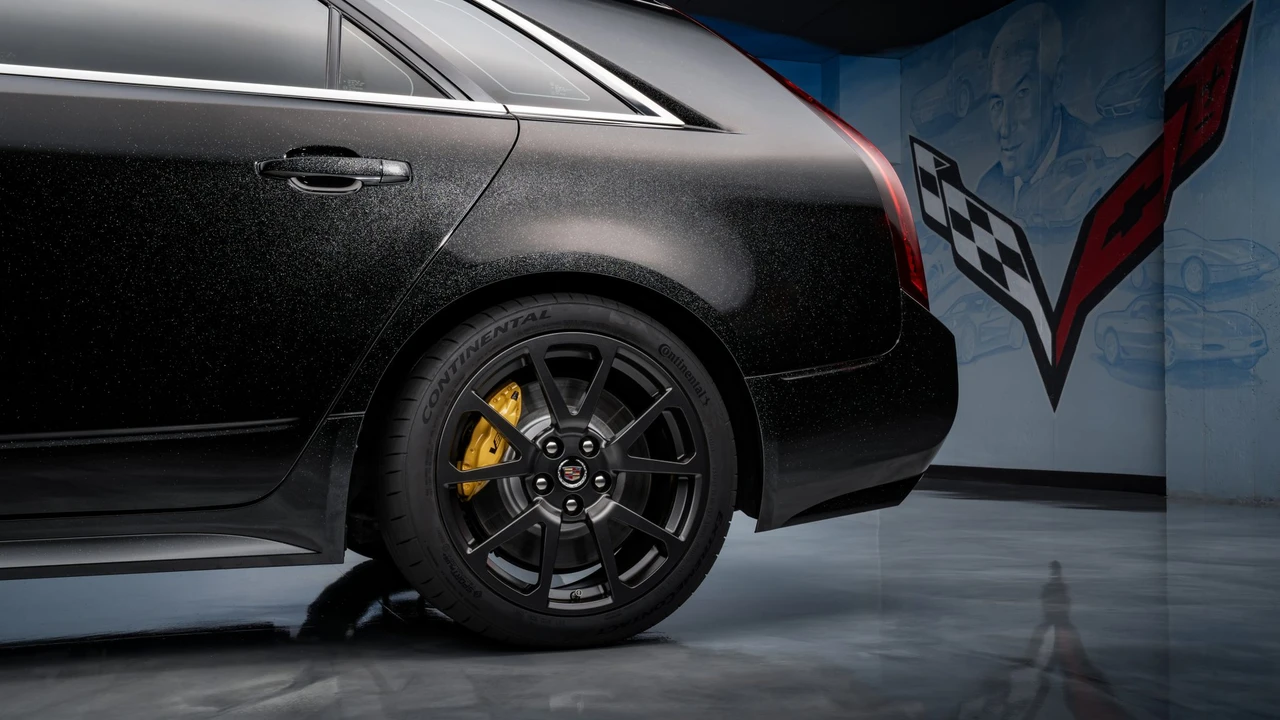 2011 Cadillac CTS-V 2nd Gen - Image 29 of 31