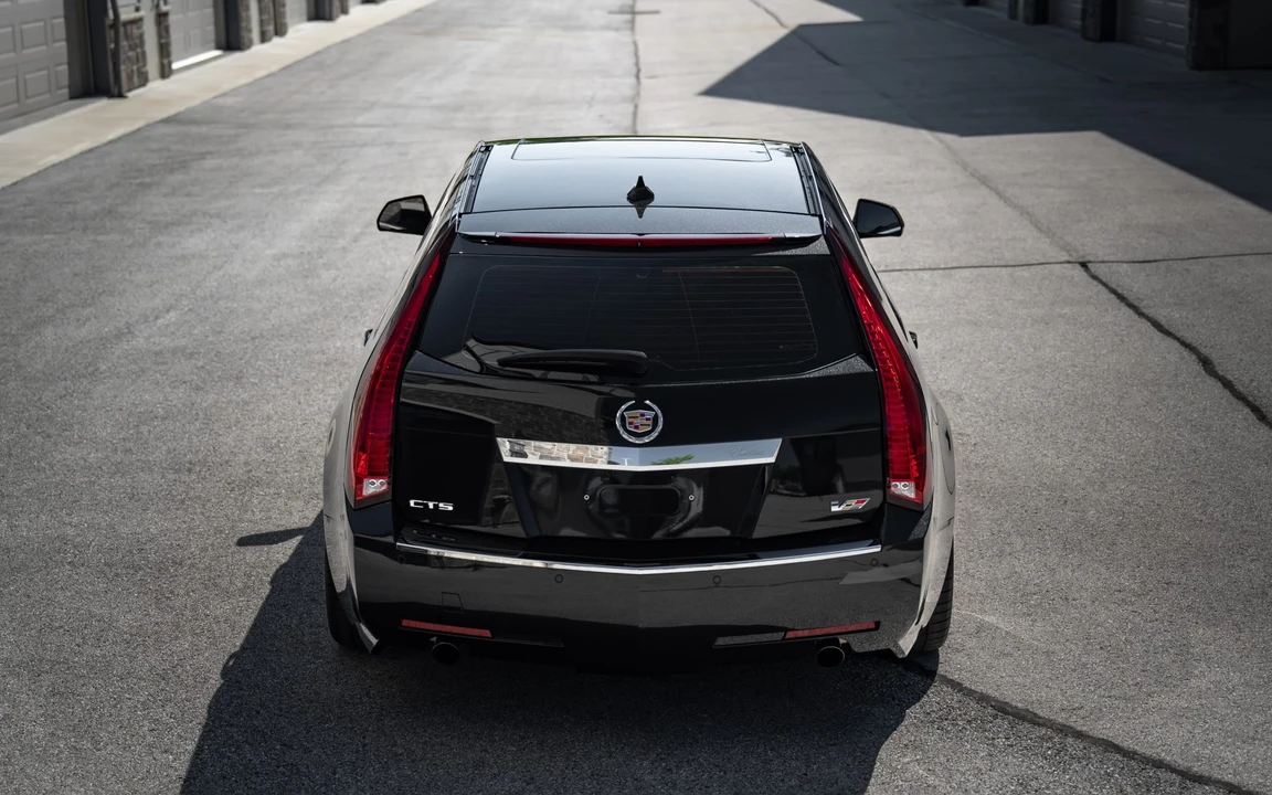 2011 Cadillac CTS-V 2nd Gen - Image 17 of 31