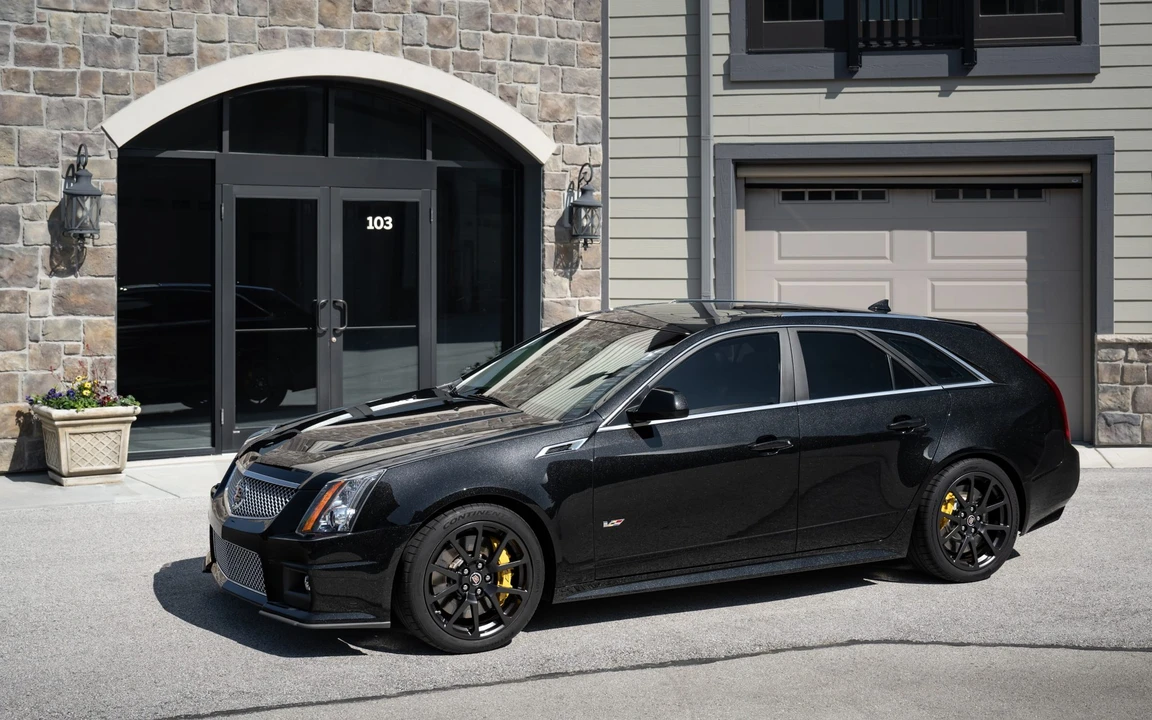 2011 Cadillac CTS-V 2nd Gen - Image 2 of 31