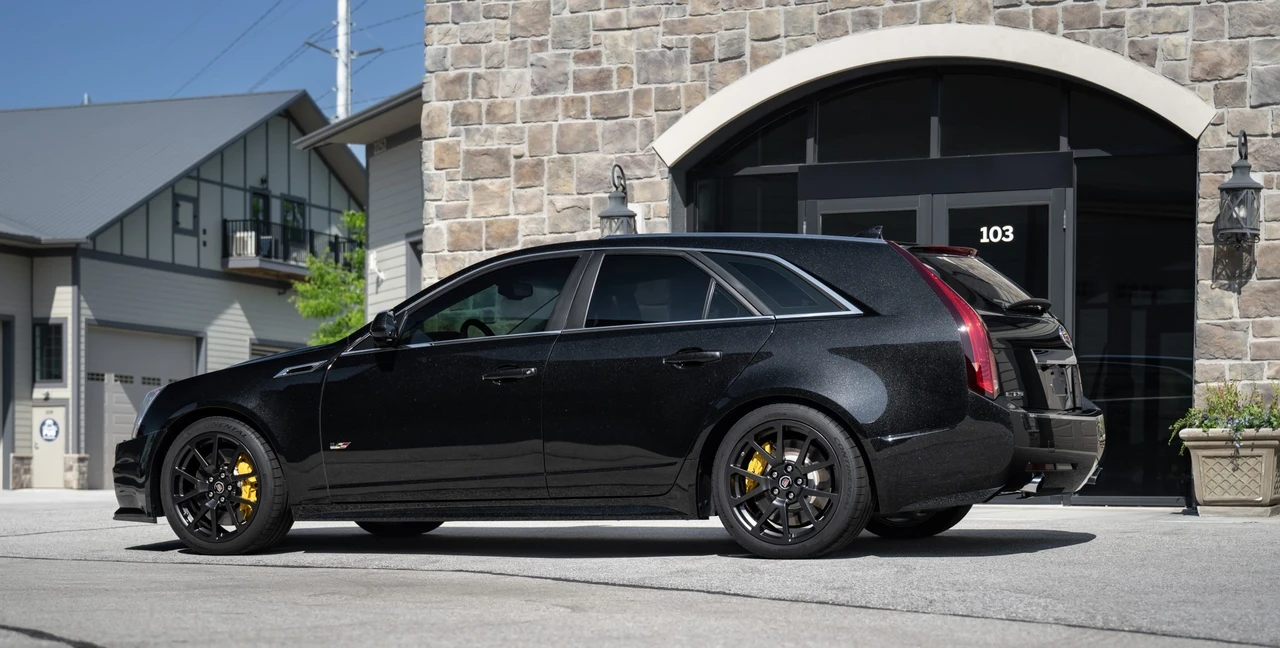 2011 Cadillac CTS-V 2nd Gen - Image 18 of 31