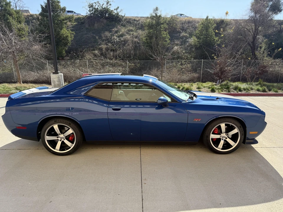 2011 Dodge Challenger SRT8 & 392 3rd Gen - Image 21 of 31