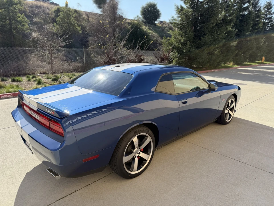 2011 Dodge Challenger SRT8 & 392 3rd Gen - Image 17 of 31