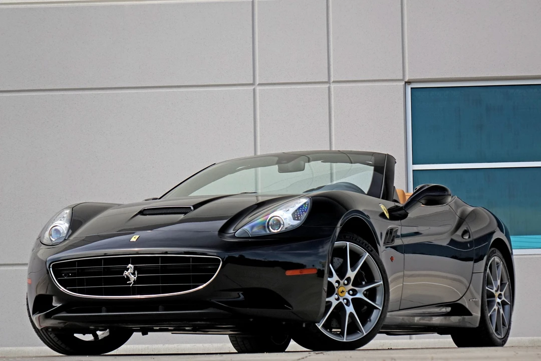 2011 Ferrari California - Image 2 of 31