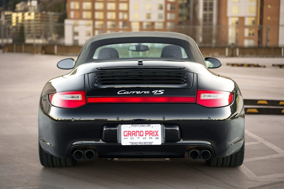 2011 Porsche 997 Carrera 4S - Image 12 of 31
