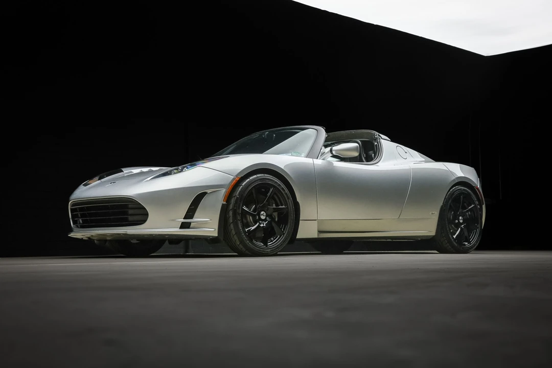 2011 Tesla Roadster - Image 5 of 31