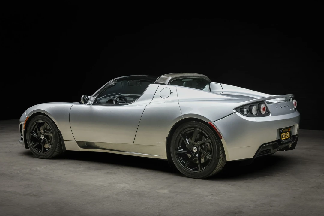 2011 Tesla Roadster - Image 11 of 31