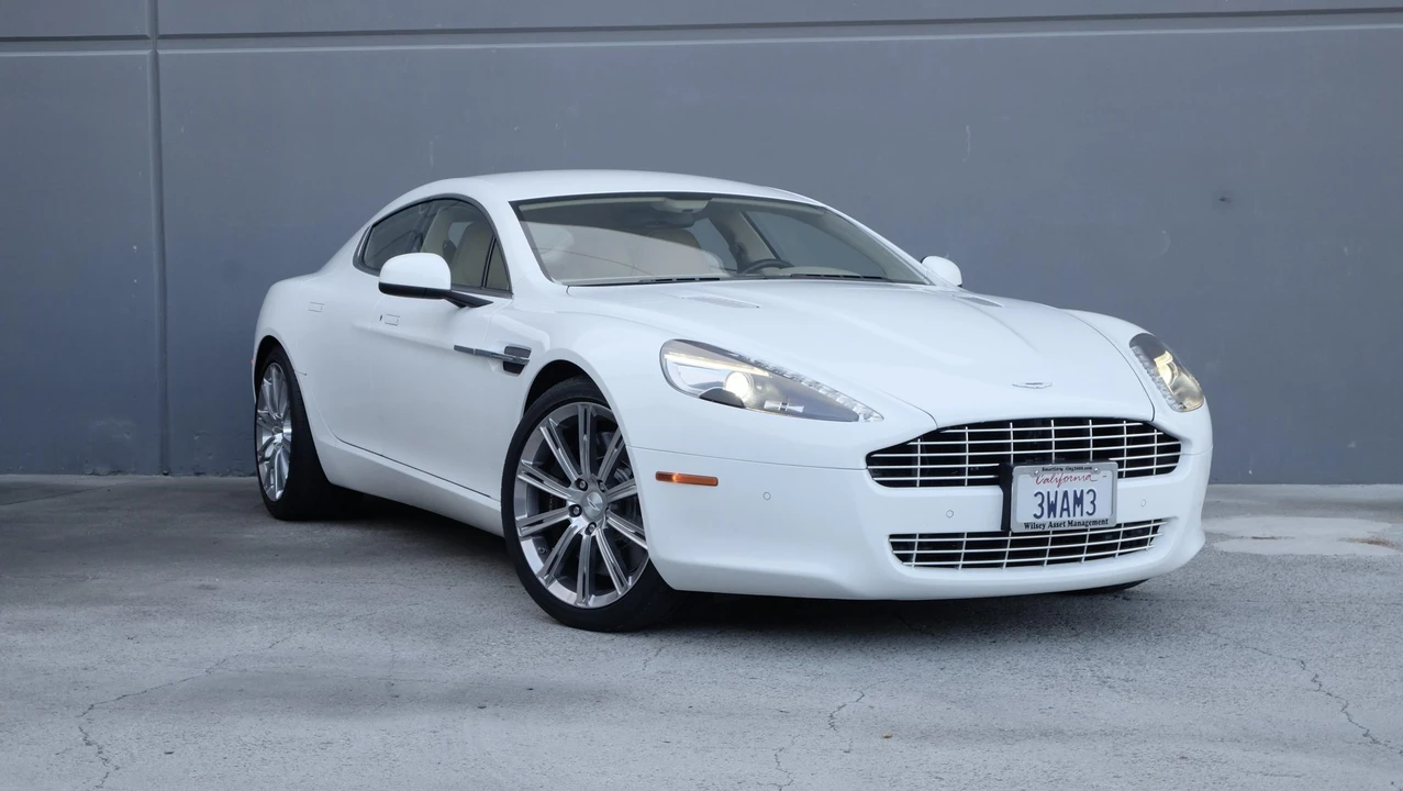 2012 Aston Martin Rapide - Image 14 of 31