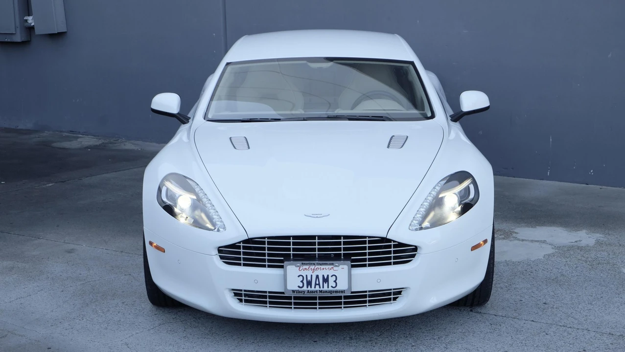 2012 Aston Martin Rapide - Image 11 of 31