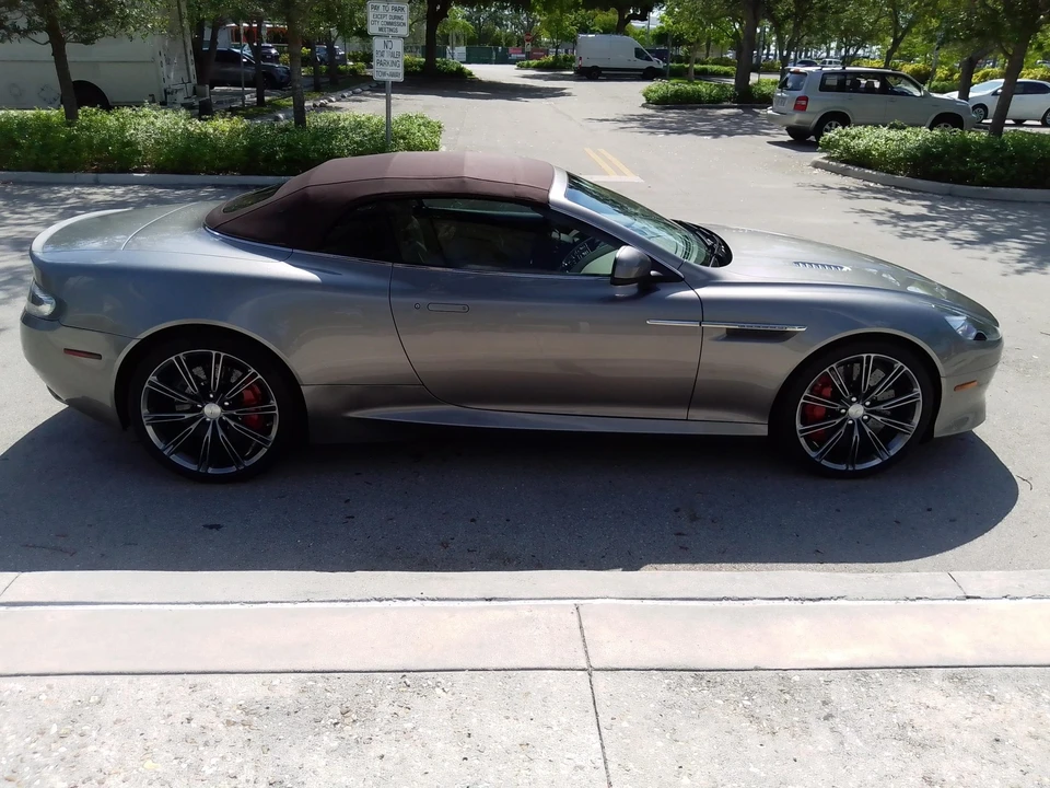 2012 Aston Martin Virage (2011-2012) - Image 6 of 31