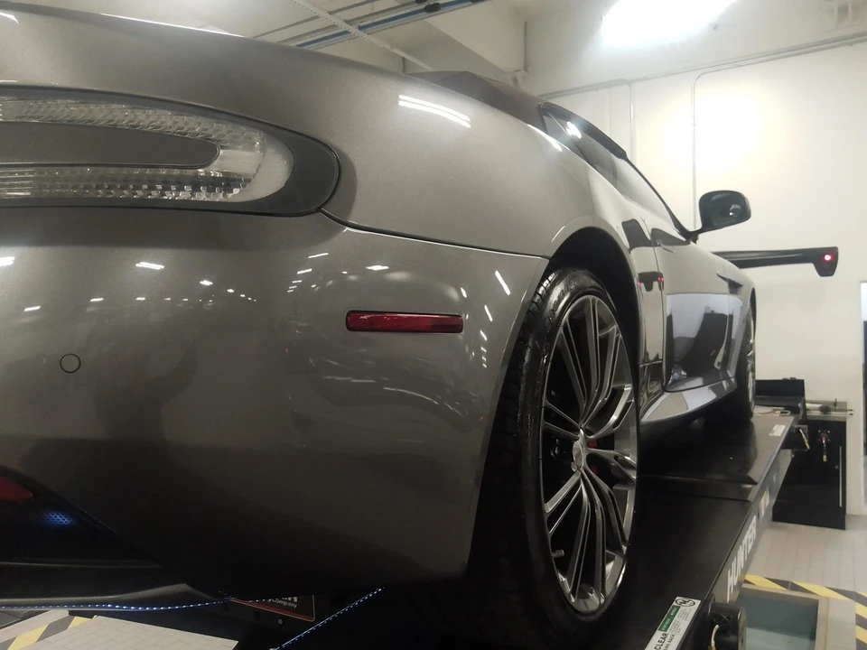 2012 Aston Martin Virage (2011-2012) - Image 26 of 31