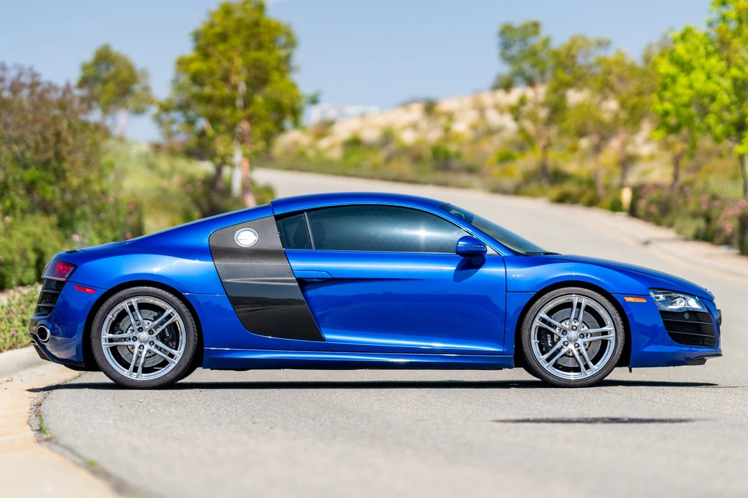2012 Audi 42 R8 - Image 6 of 31