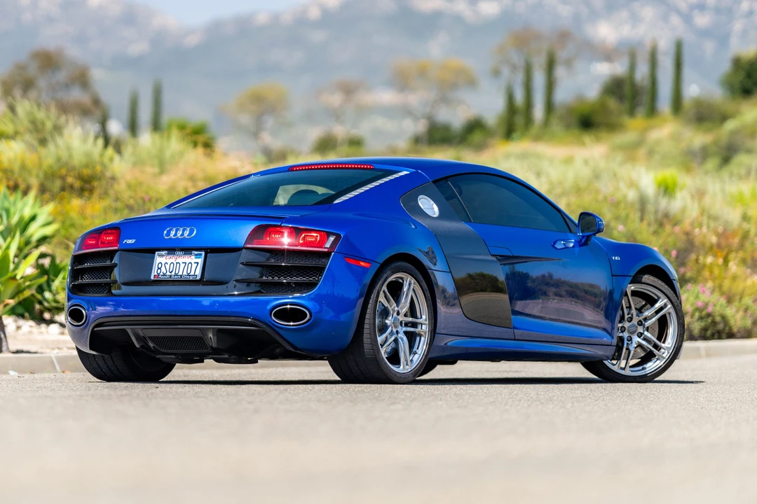 2012 Audi 42 R8 - Image 7 of 31