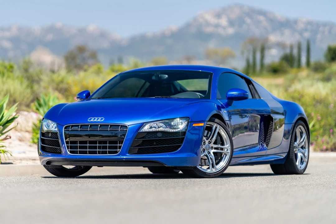 2012 Audi 42 R8 - Image 2 of 31