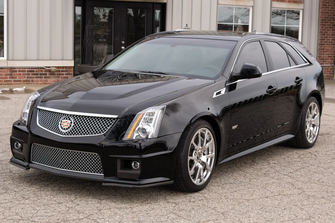 2012 Cadillac CTS-V 2nd Gen - Image 2 of 31