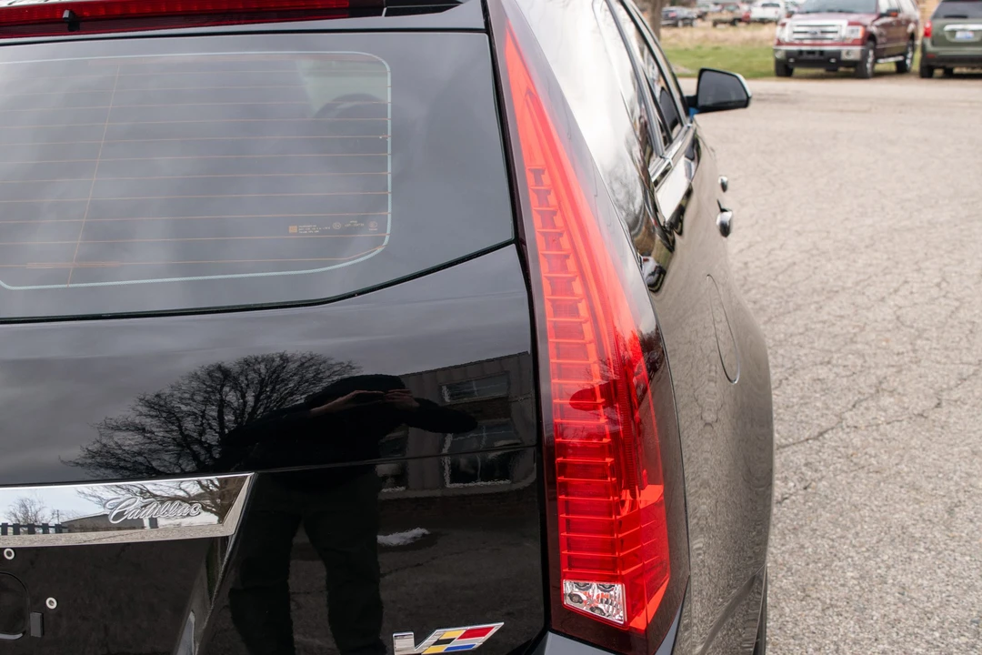 2012 Cadillac CTS-V 2nd Gen - Image 15 of 31