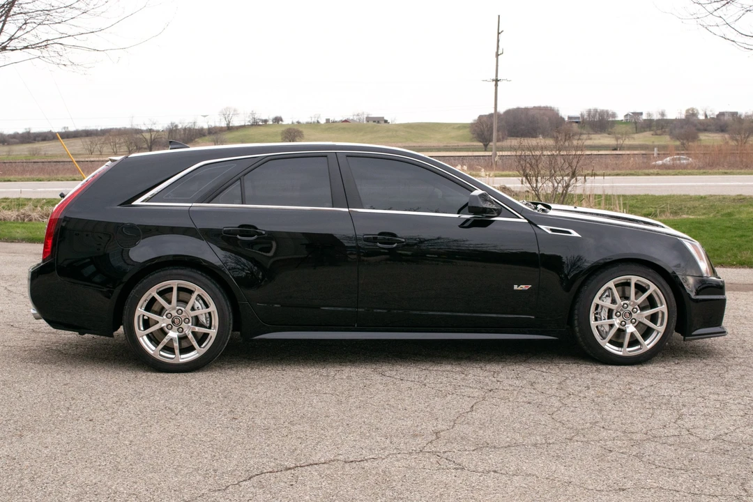 2012 Cadillac CTS-V 2nd Gen - Image 5 of 31