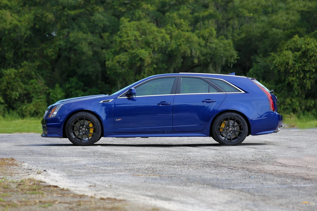 2012 Cadillac CTS-V 2nd Gen - Image 13 of 31