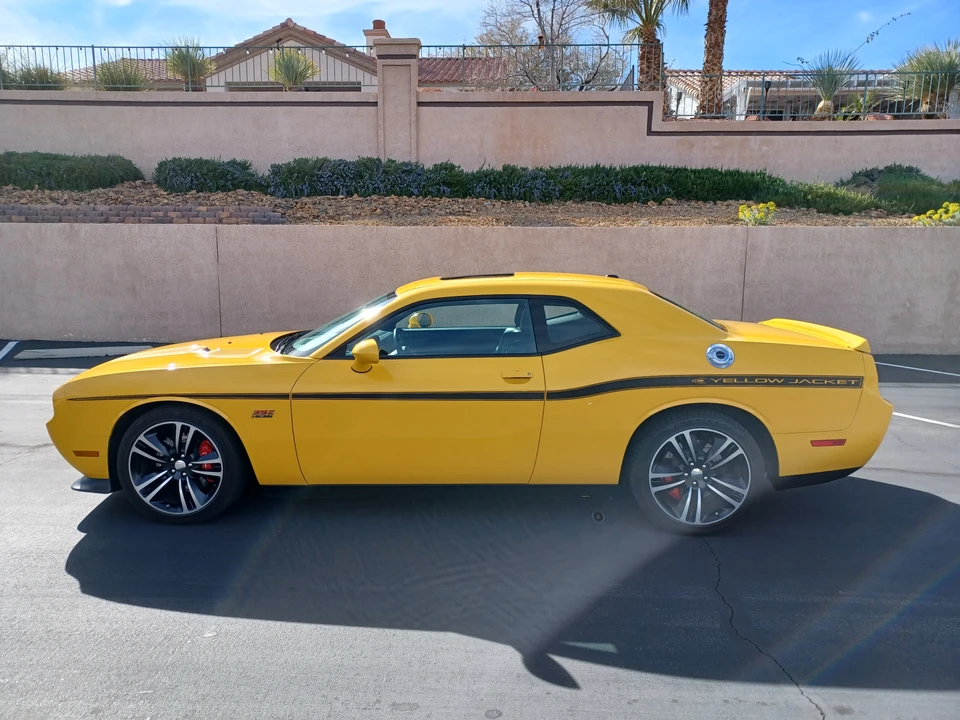 2012 Dodge Challenger SRT8 & 392 3rd Gen - Image 2 of 31