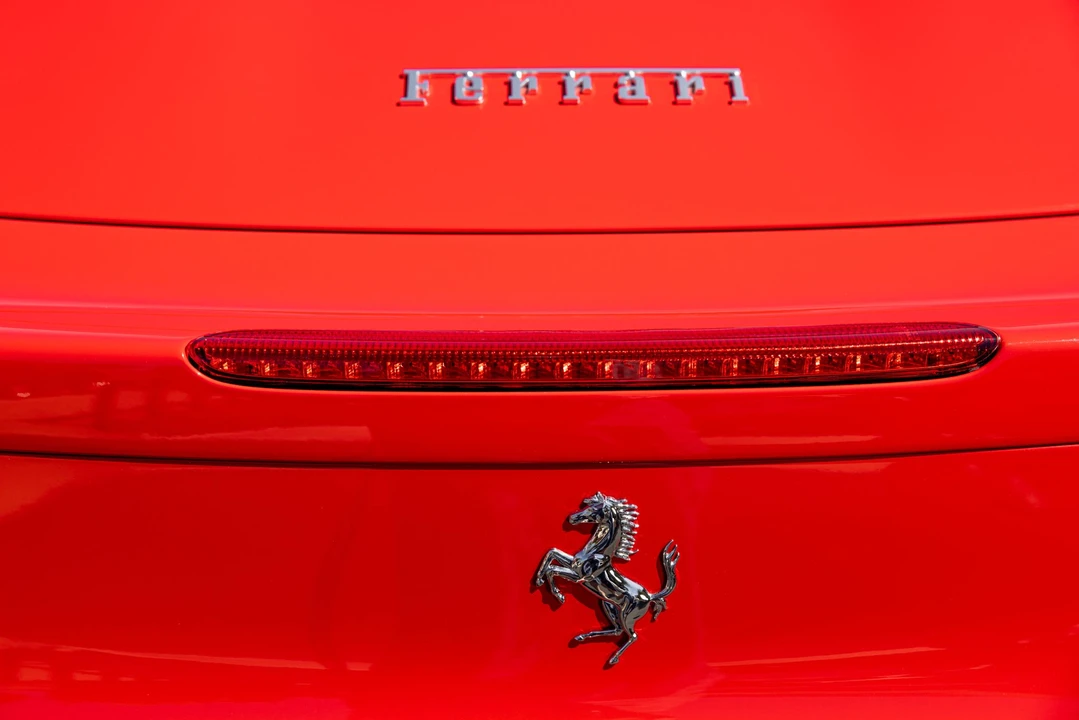 2012 Ferrari 458 Spider - Image 29 of 31